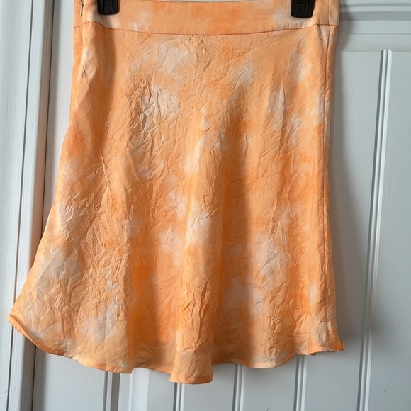 Free People•Martine Flirt Peach Combo Textured Tie Dye Slit Mini Skirt Sz 6, EUC - Picture 8 of 17